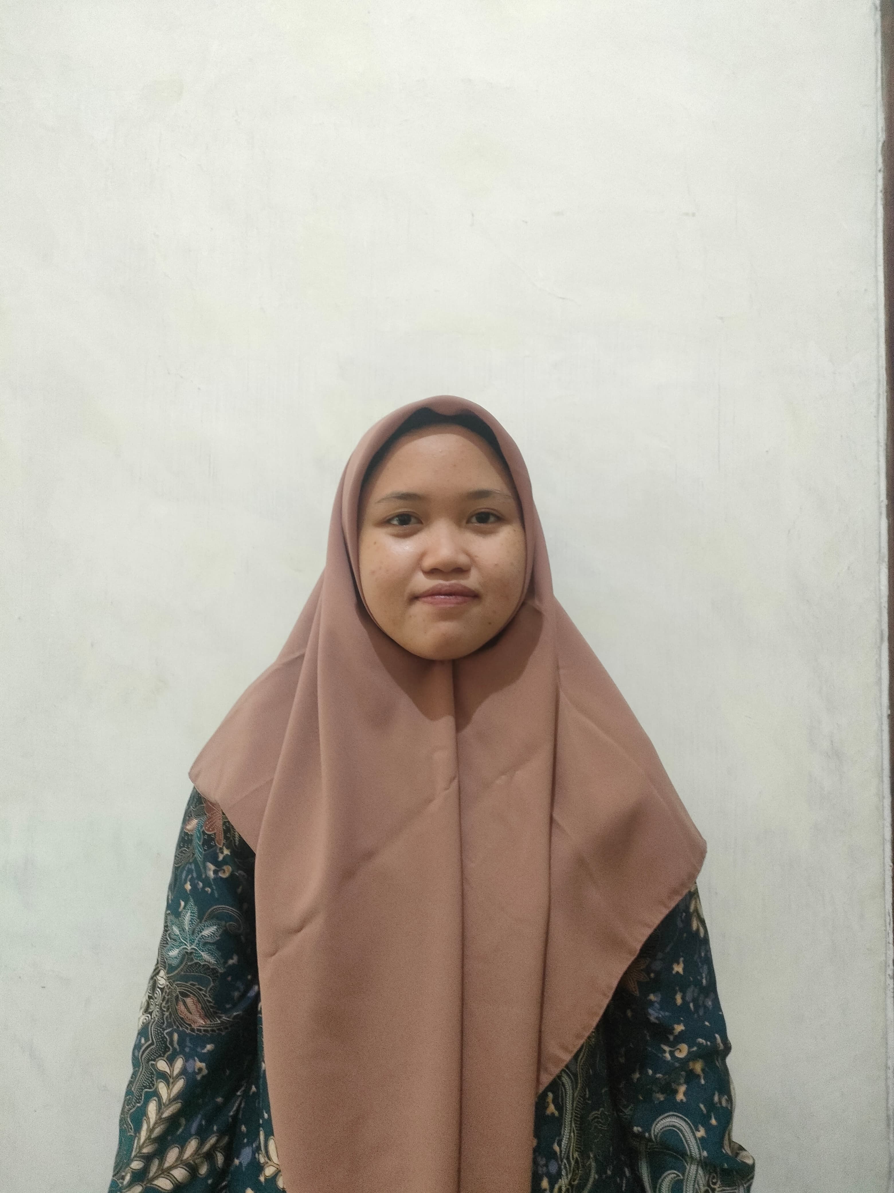 Foto MEIVA TRESYA SANTIA RUKMANA, S.PD